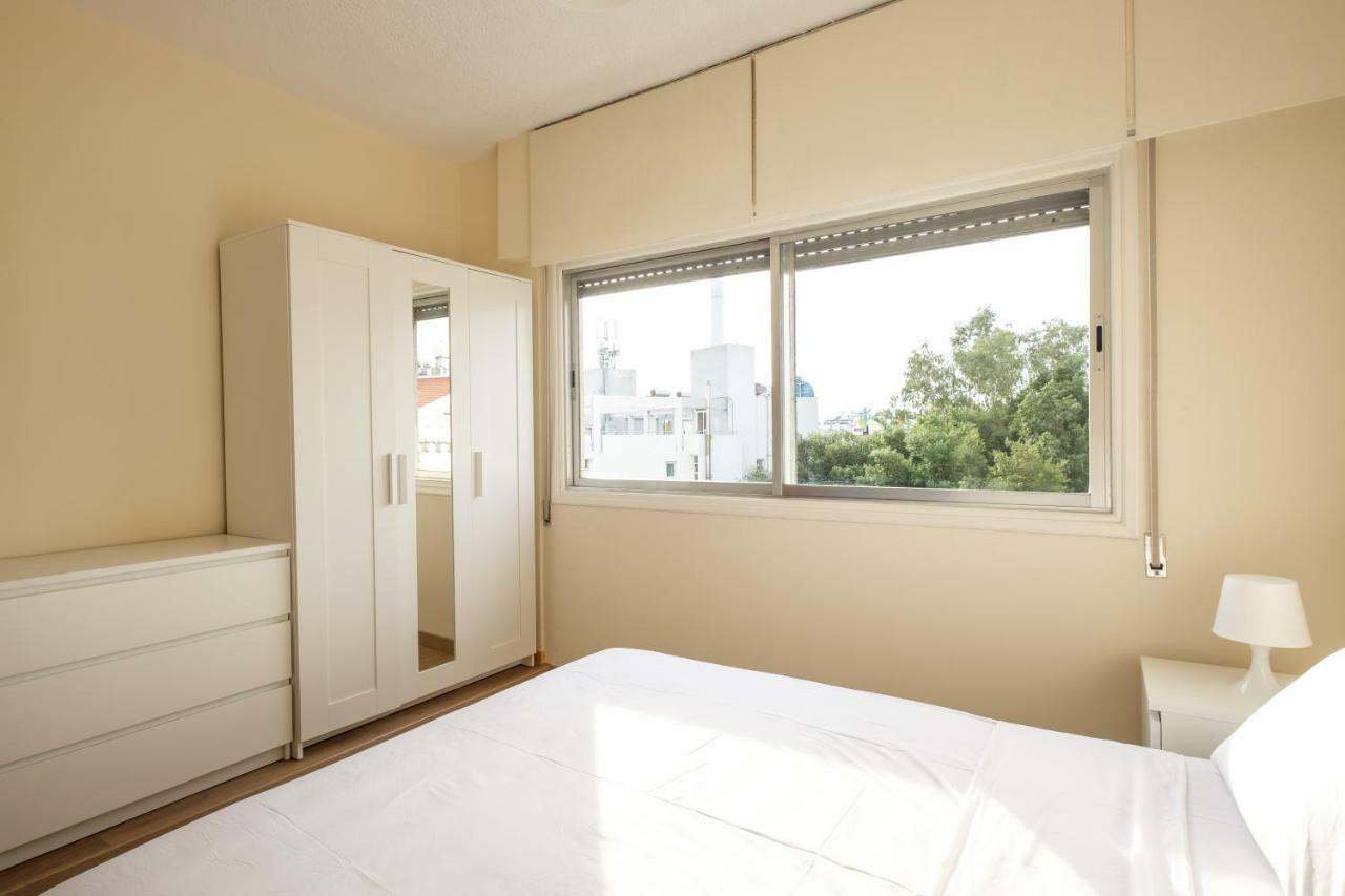 Spacious 2BDR @ Mackenzie Larnaca Esterno foto